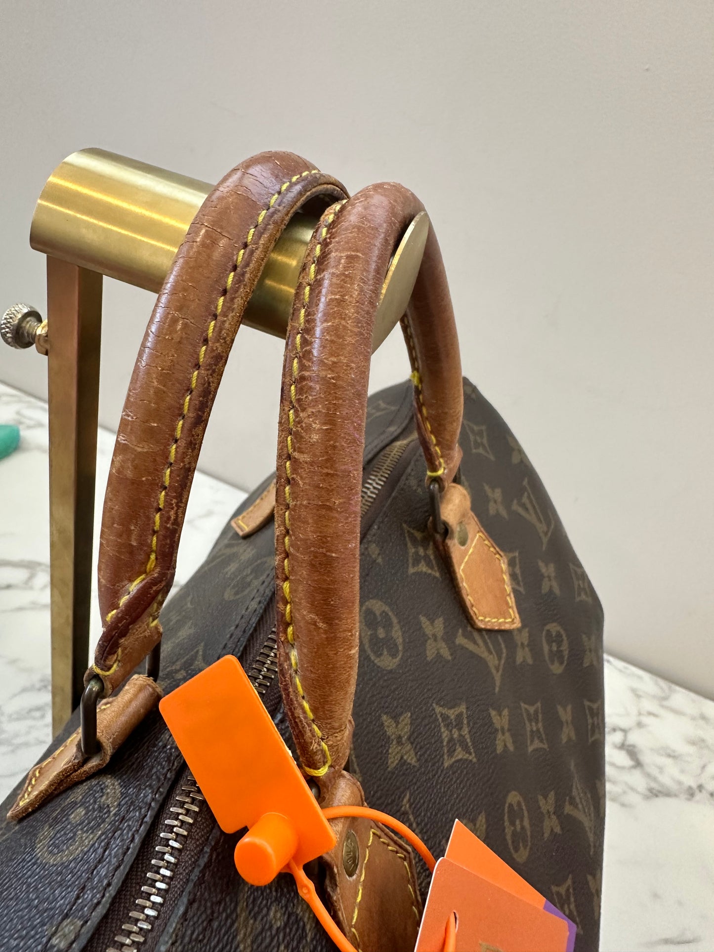 Louis Vuitton Speedy 30