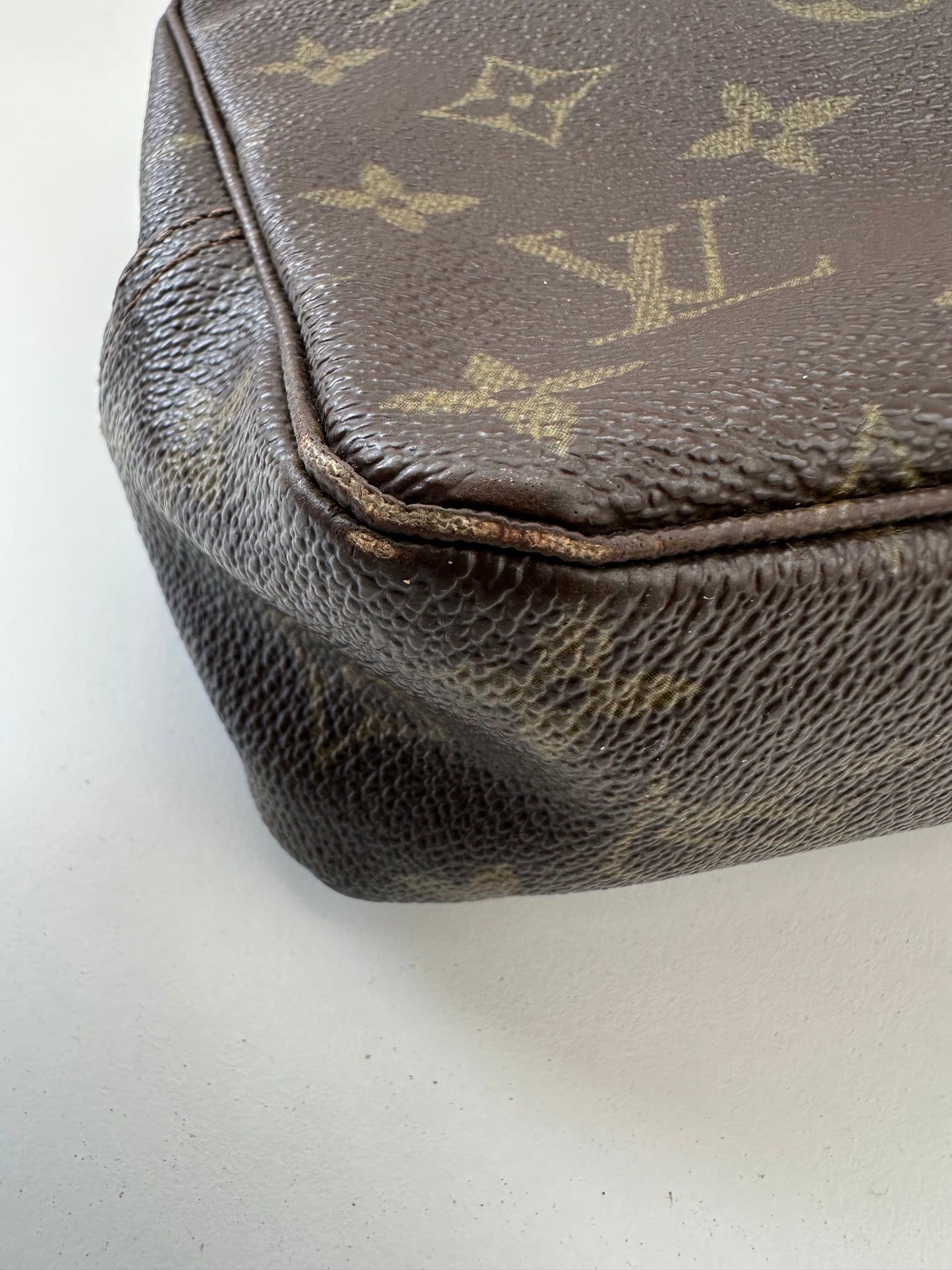 Louis Vuitton Toilette 23