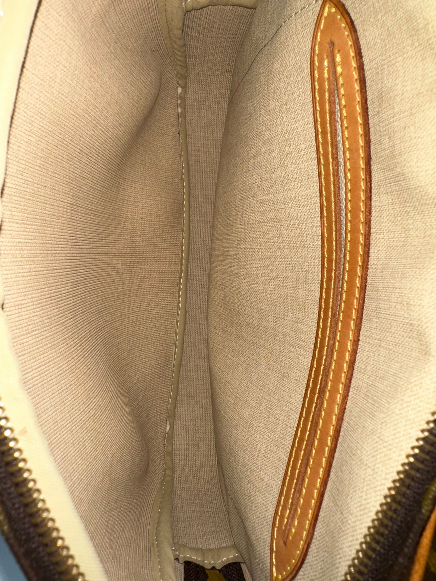 Louis Vuitton Reporter PM