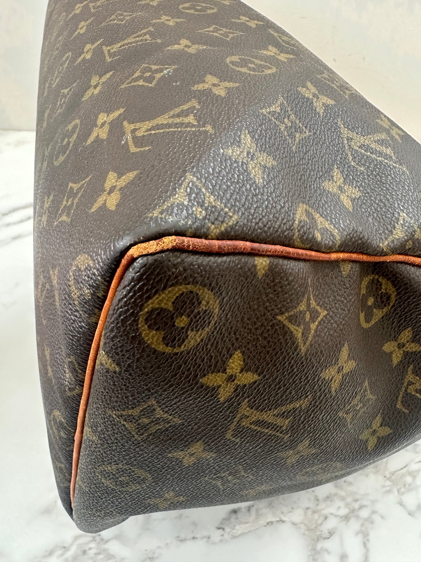 Louis Vuitton Speedy 40