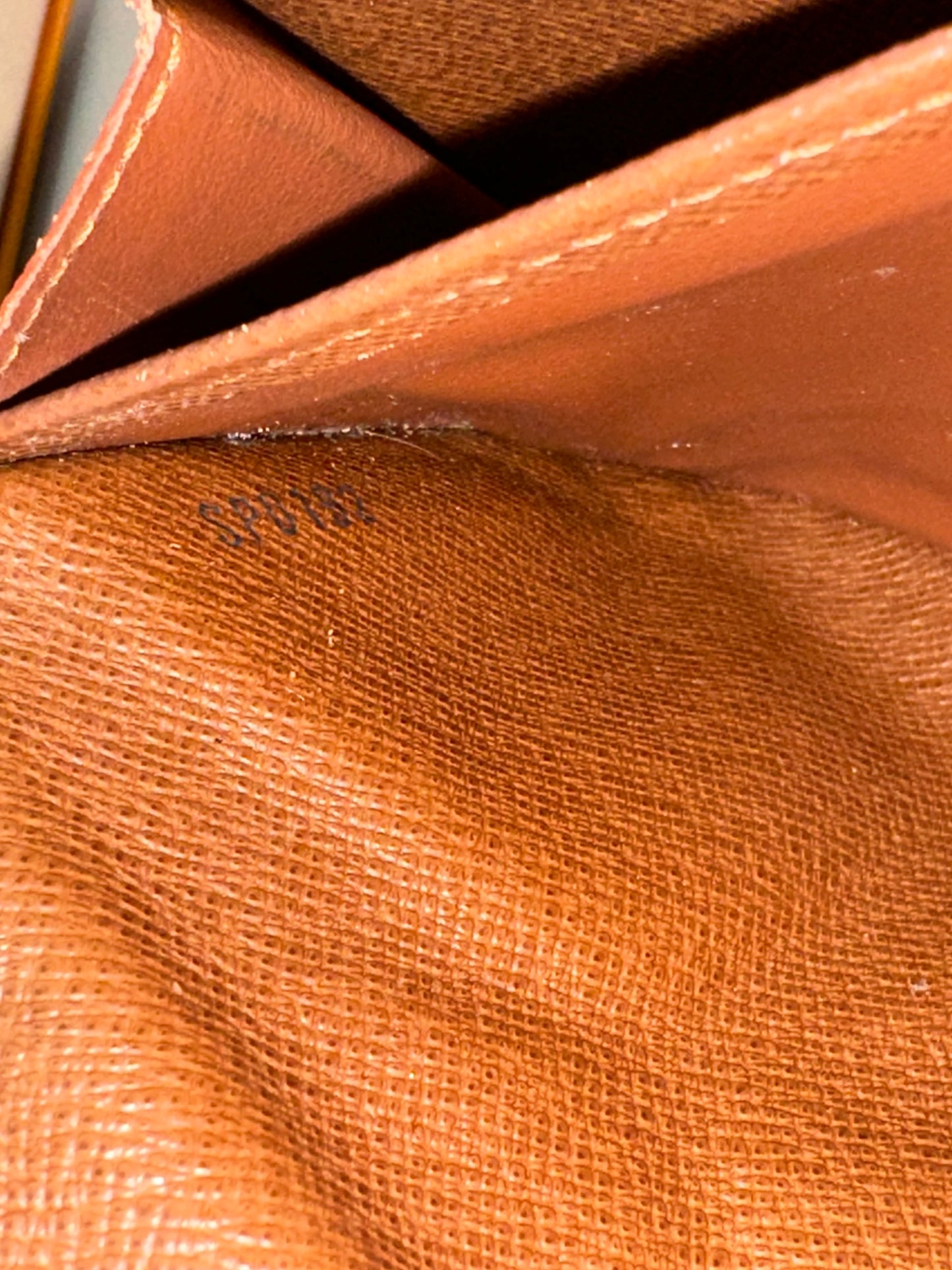 Louis Vuitton Sarah Etolie