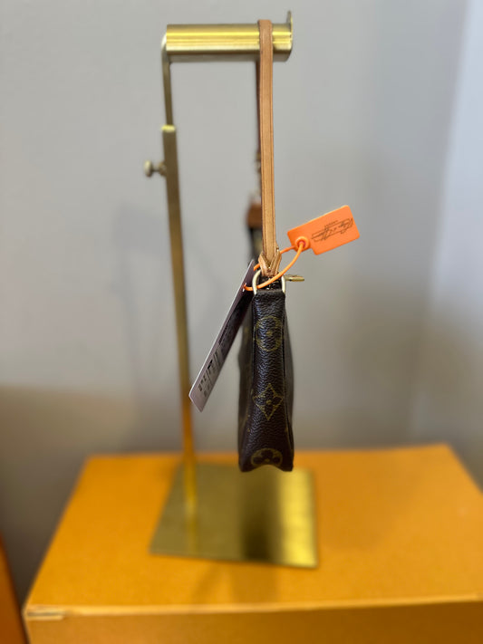 Louis Vuitton Pochette