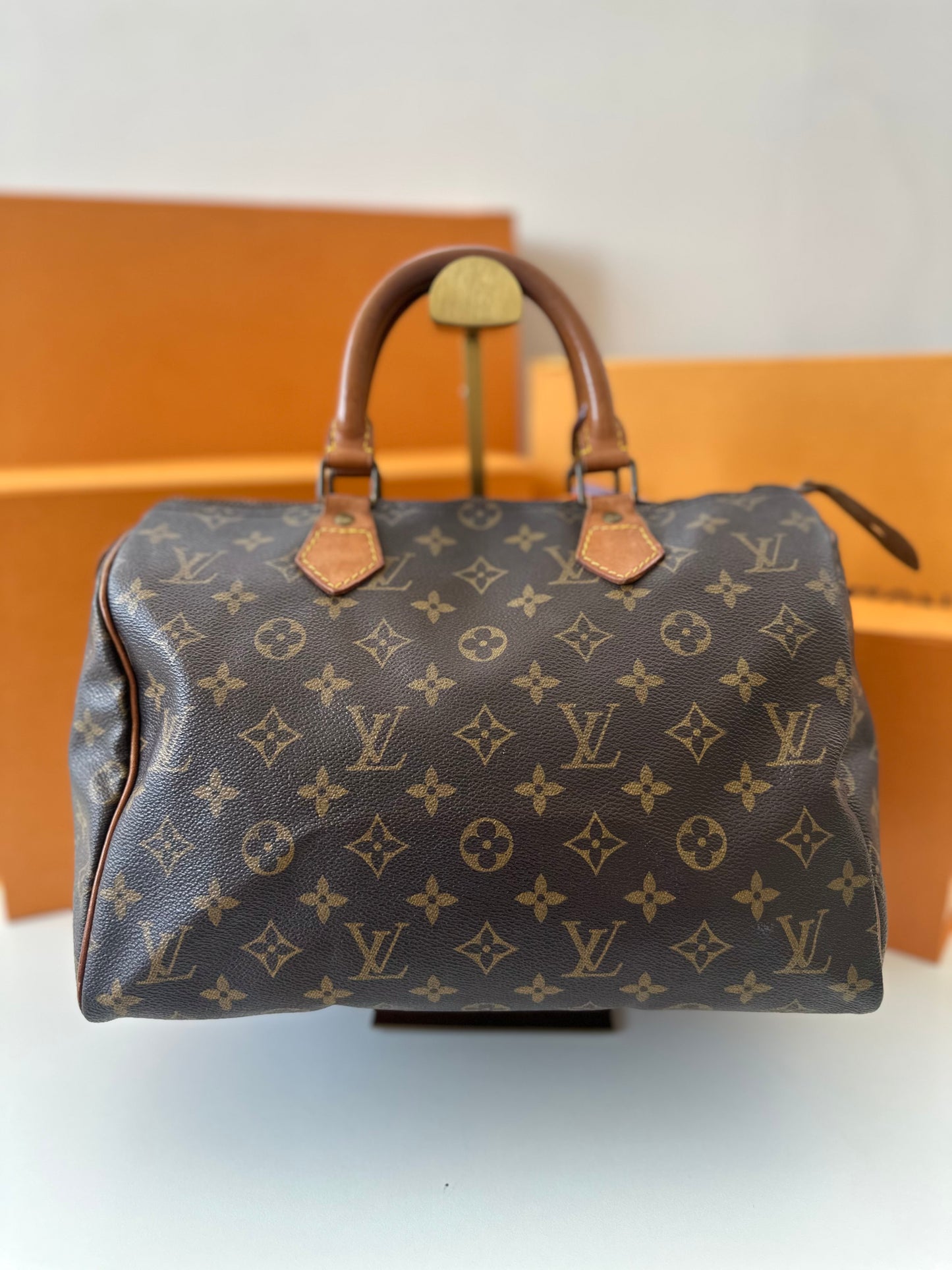 Louis Vuitton Speedy 30