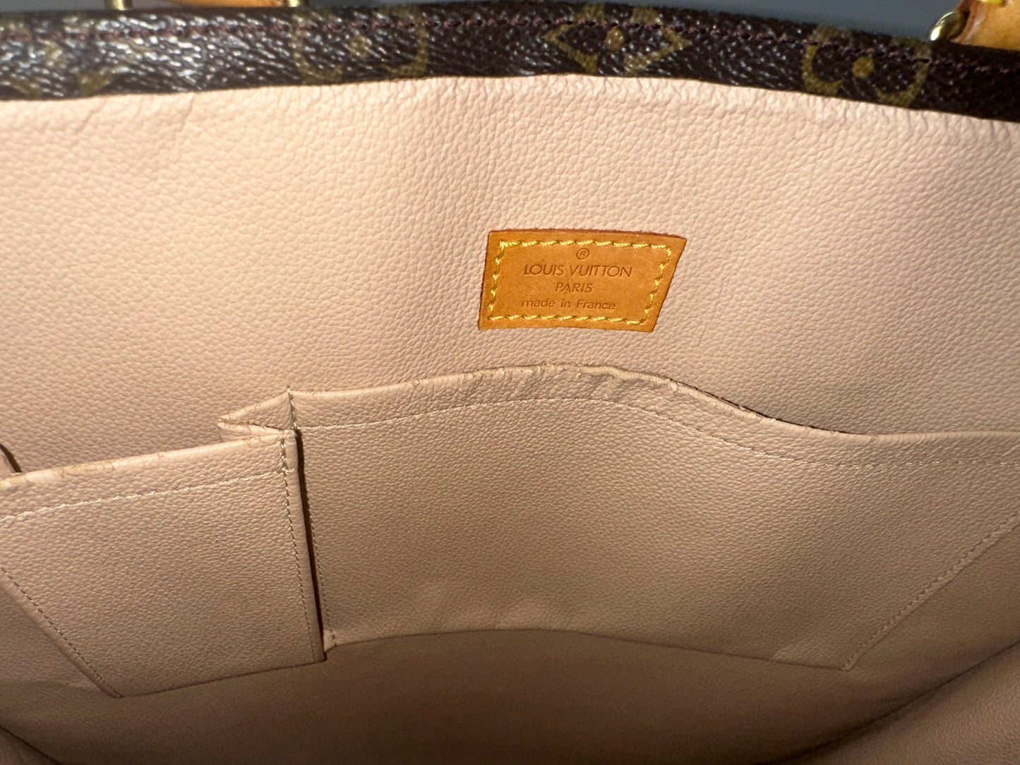Louis Vuitton Sac Plat