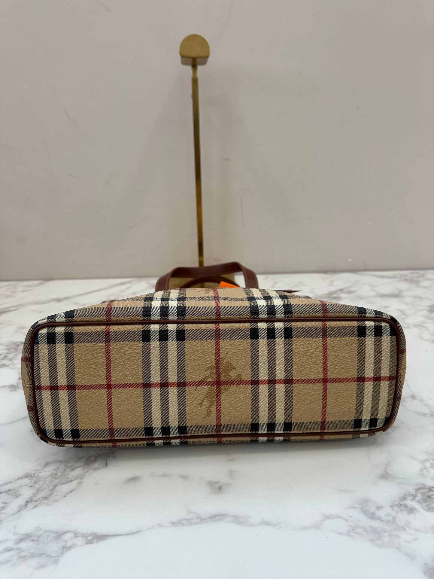 Burberry Beige