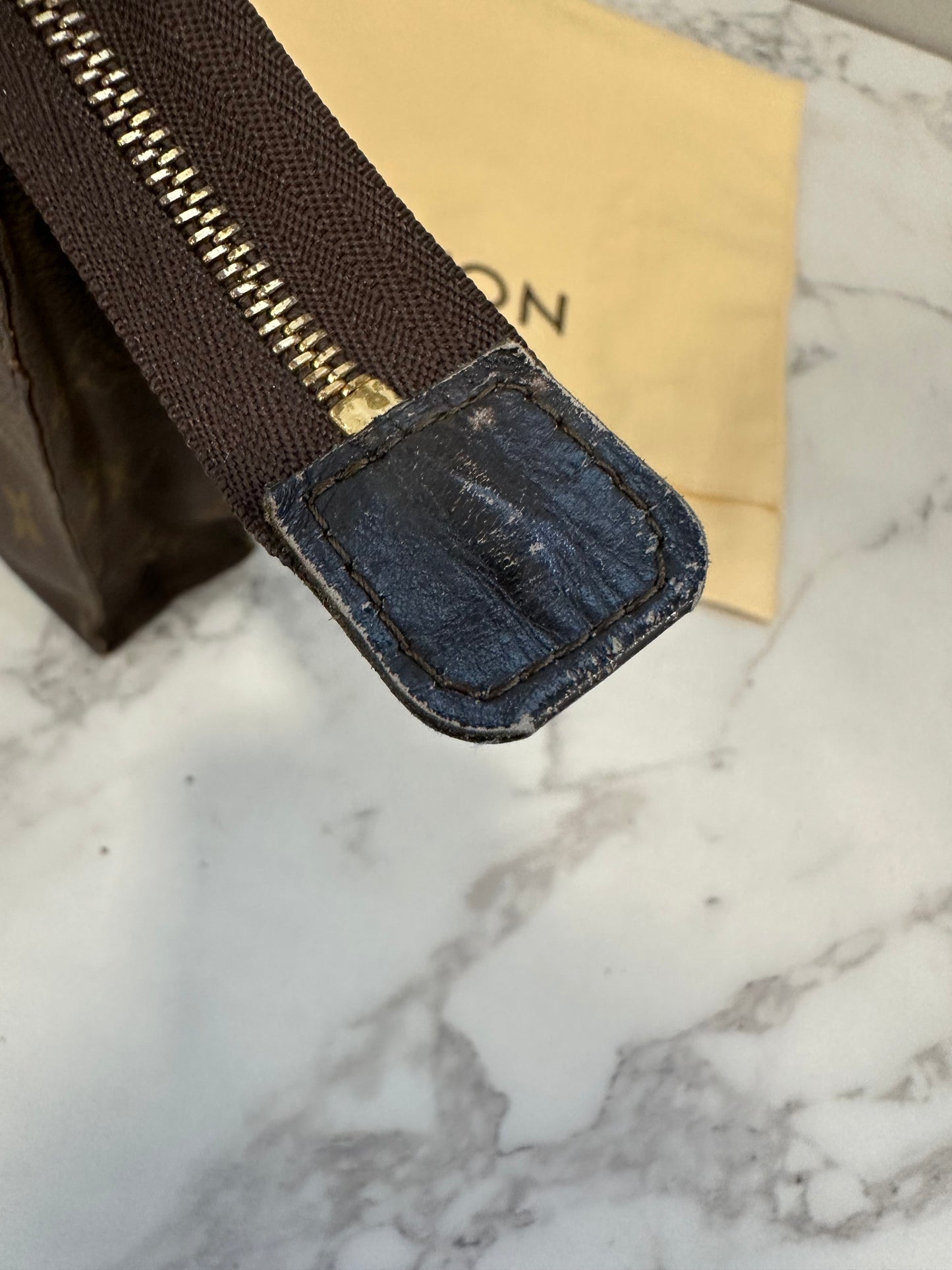 Louis Vuitton Toilette 26