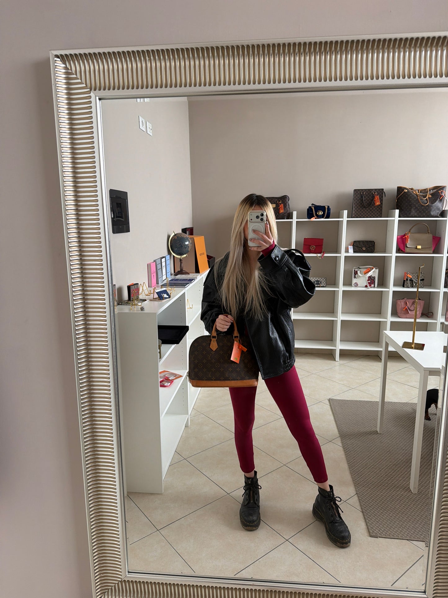 017917 - Louis Vuitton Alma