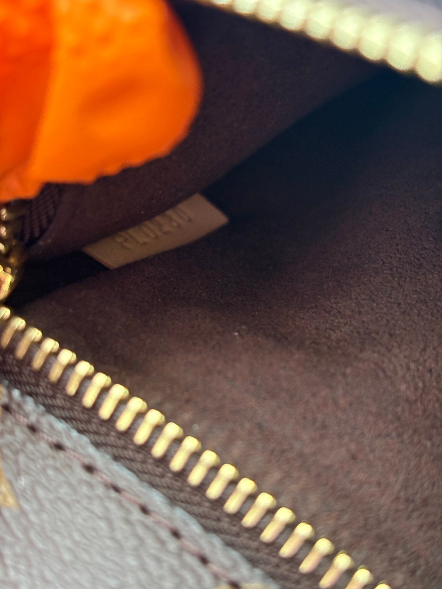 383483 - Louis Vuitton Metis