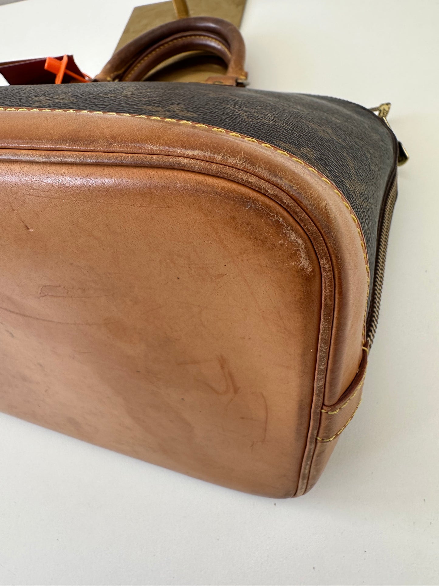 Louis Vuitton Alma