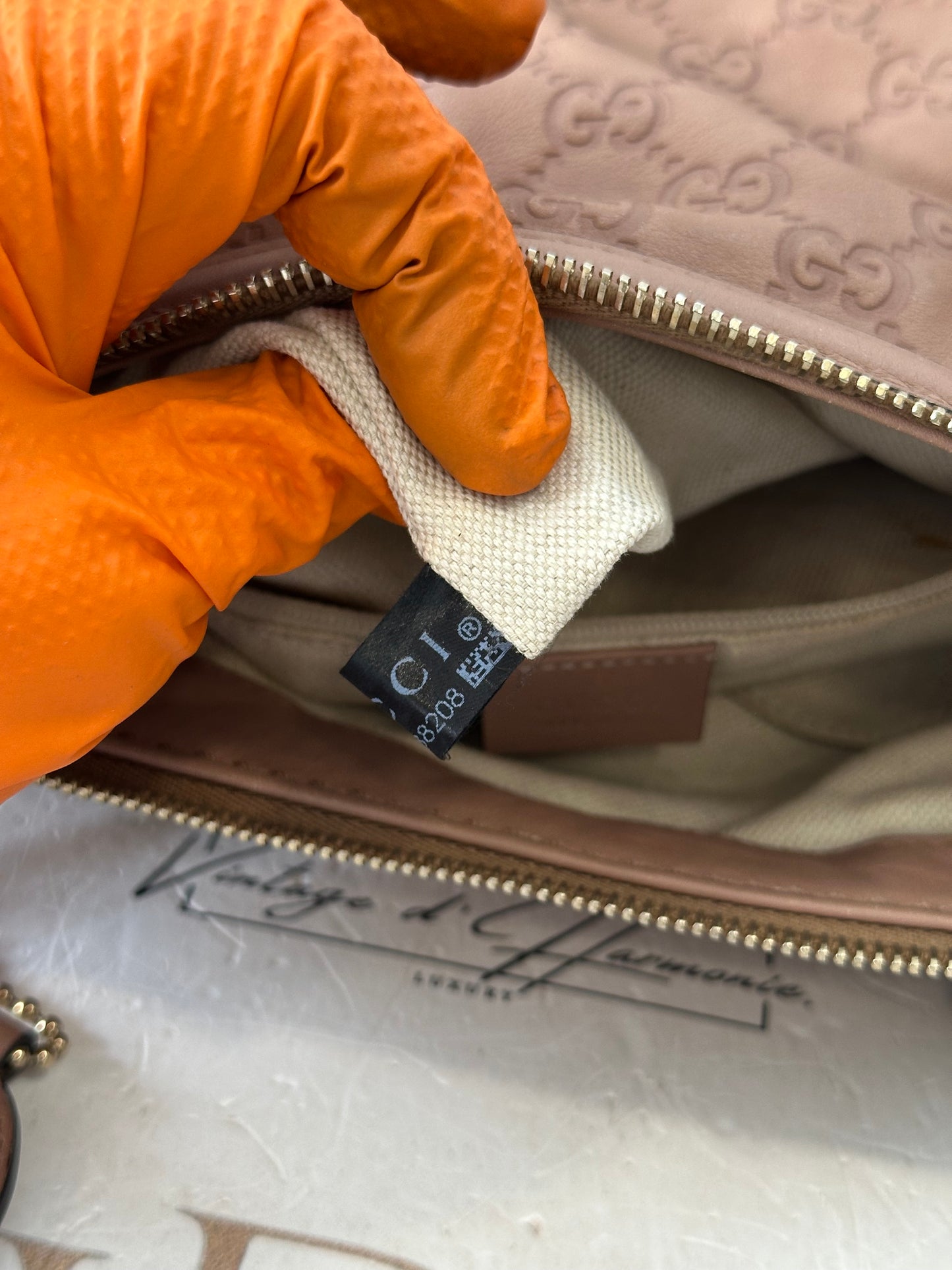 384283 - Gucci Sukey