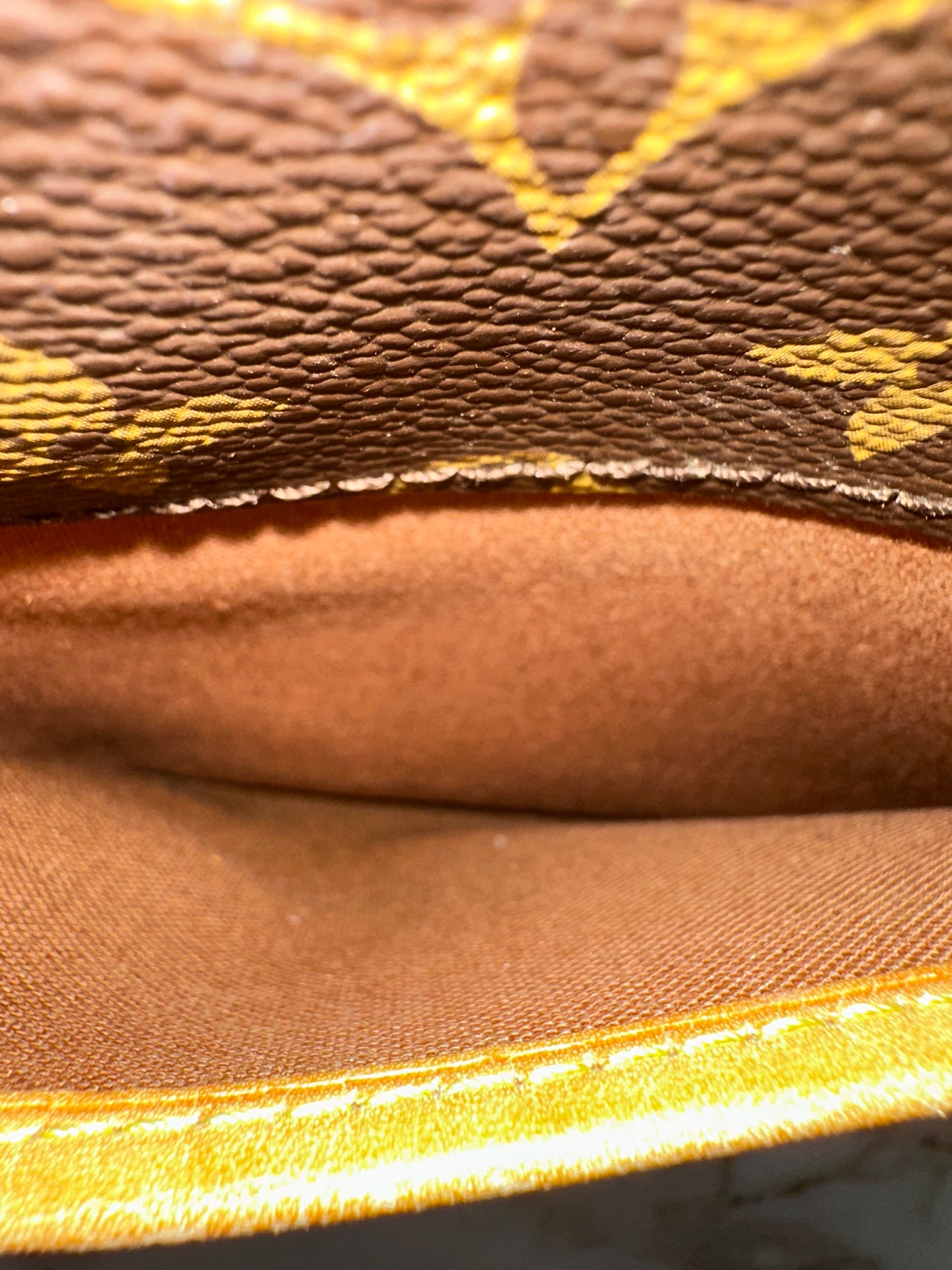 Louis Vuitton Popincourt Long