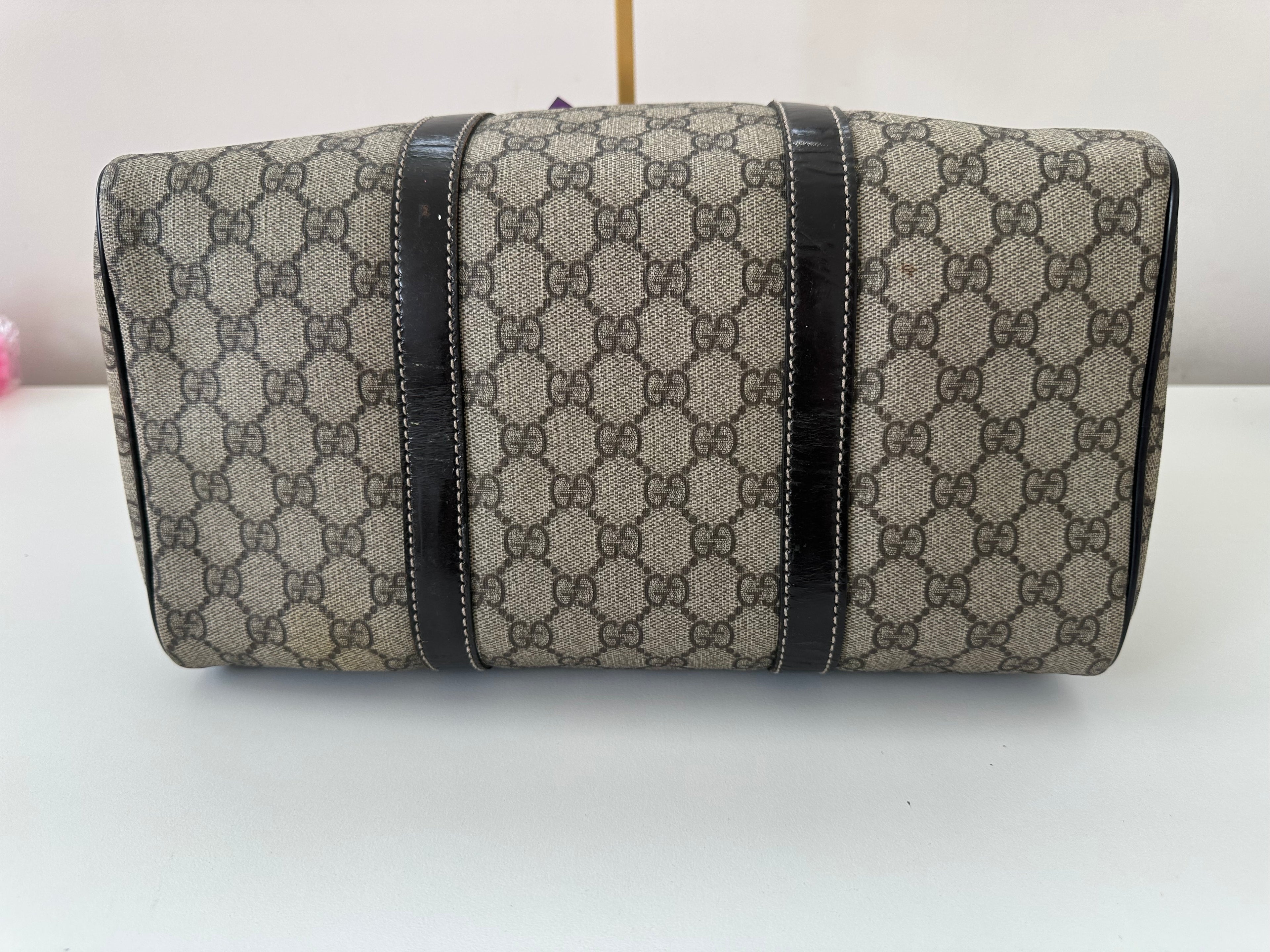 Gucci GG Supreme