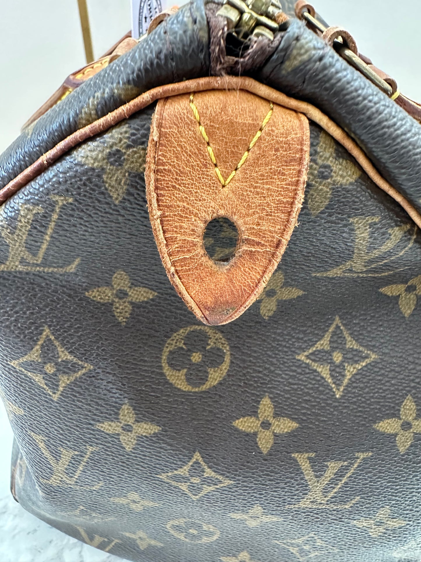 Louis Vuitton Speedy 30
