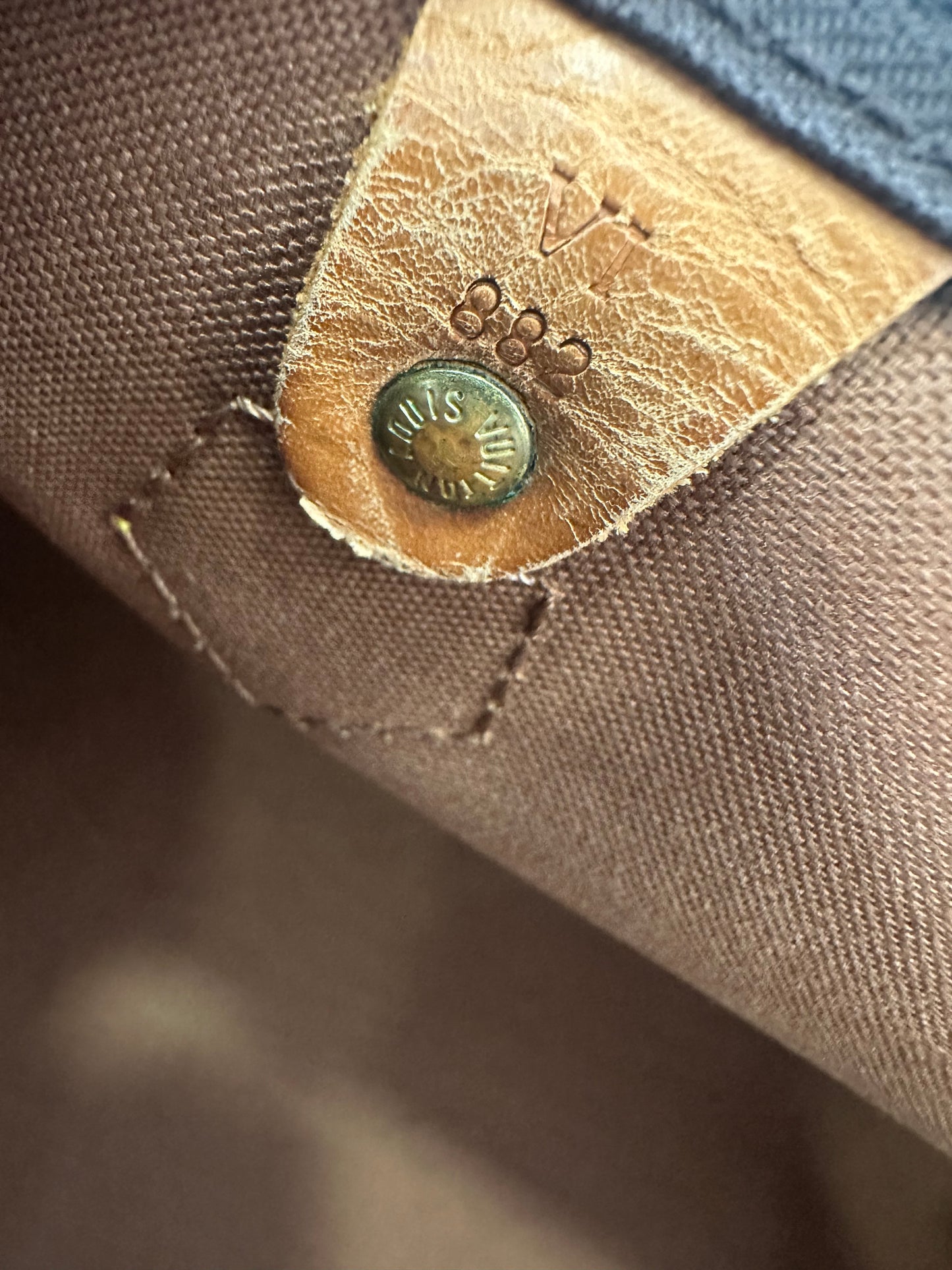 Louis Vuitton Speedy 40