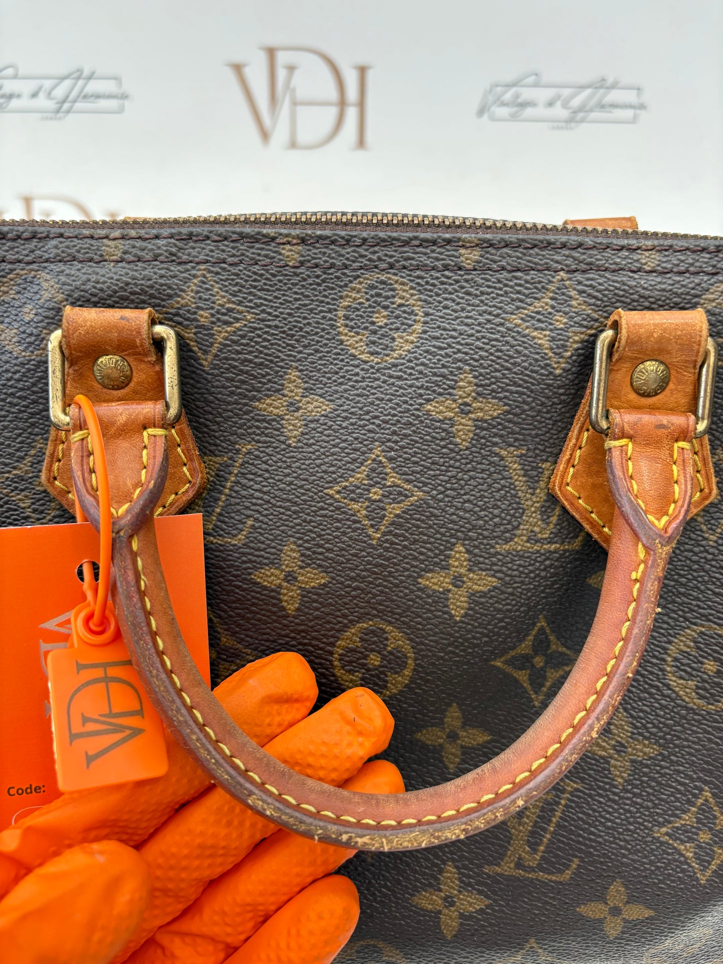 018149 - Louis Vuitton Speedy 30