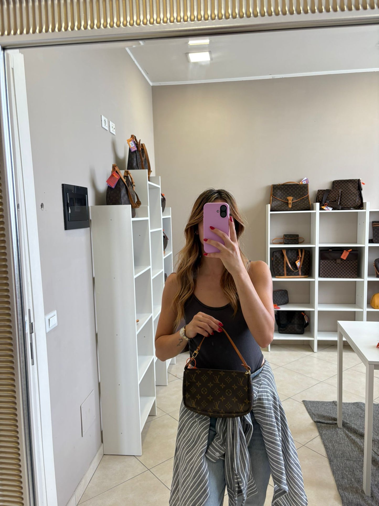 Louis Vuitton Pochette