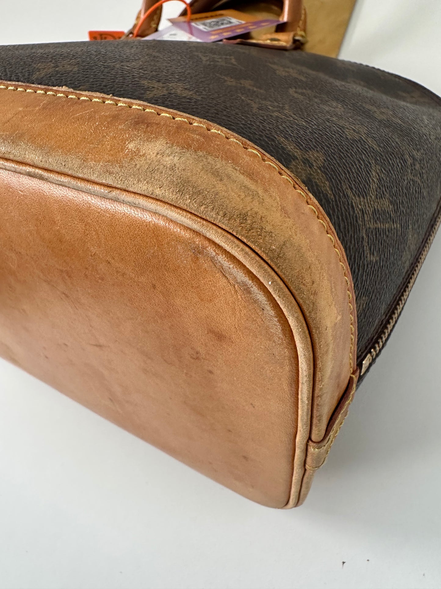 Louis Vuitton Alma