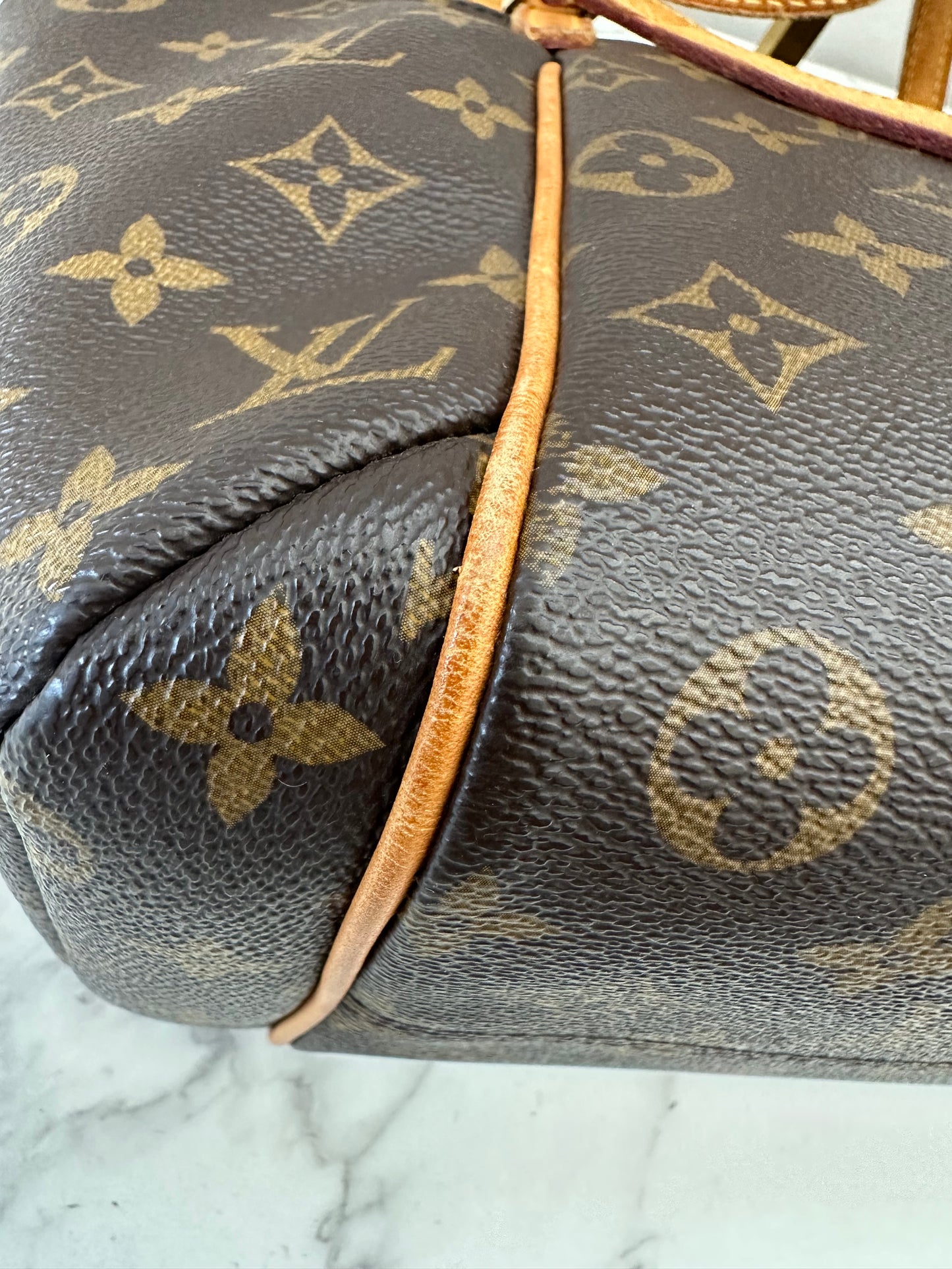 Louis Vuitton Totally PM