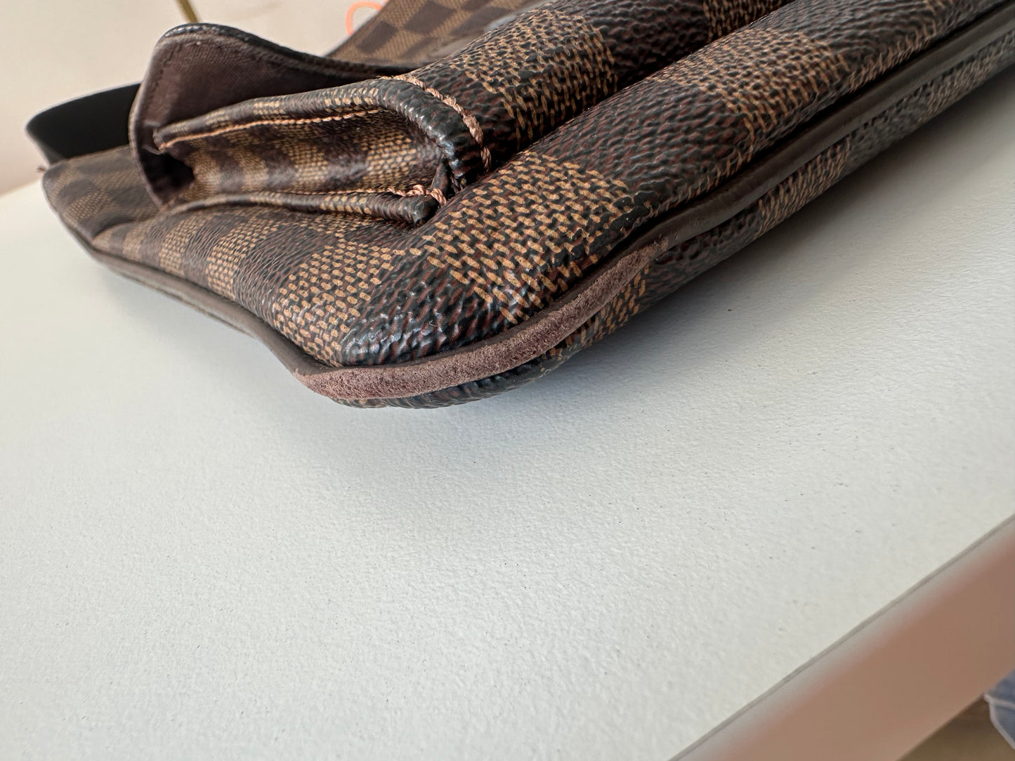 Louis Vuitton Pochette Melville