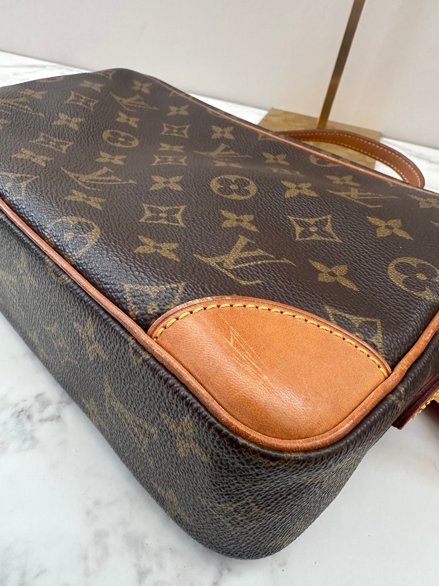 Louis Vuitton Trocadero 27