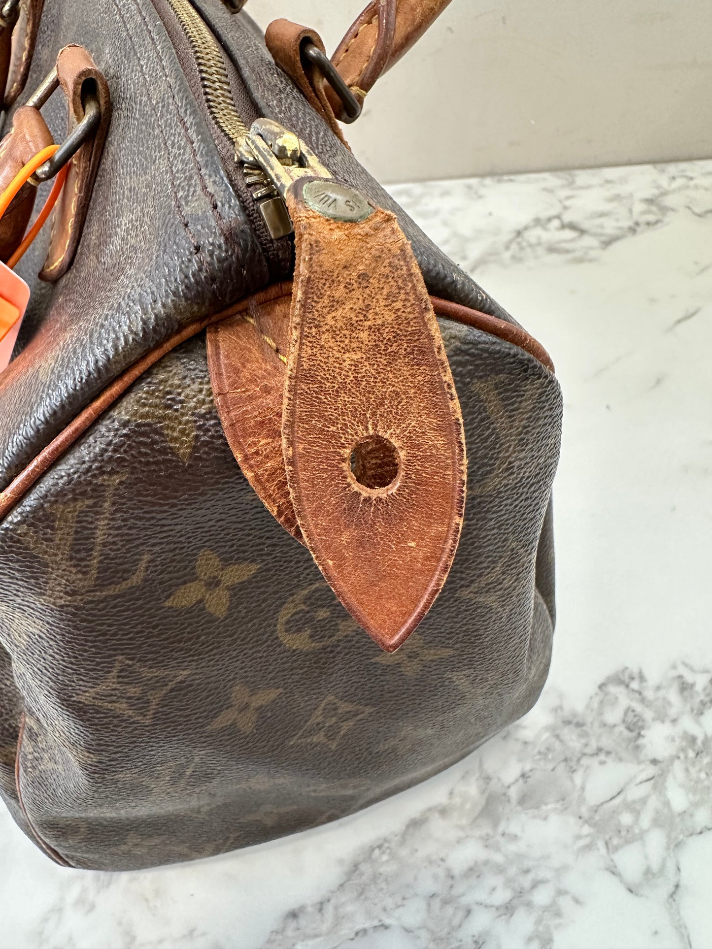Louis Vuitton Speedy 30