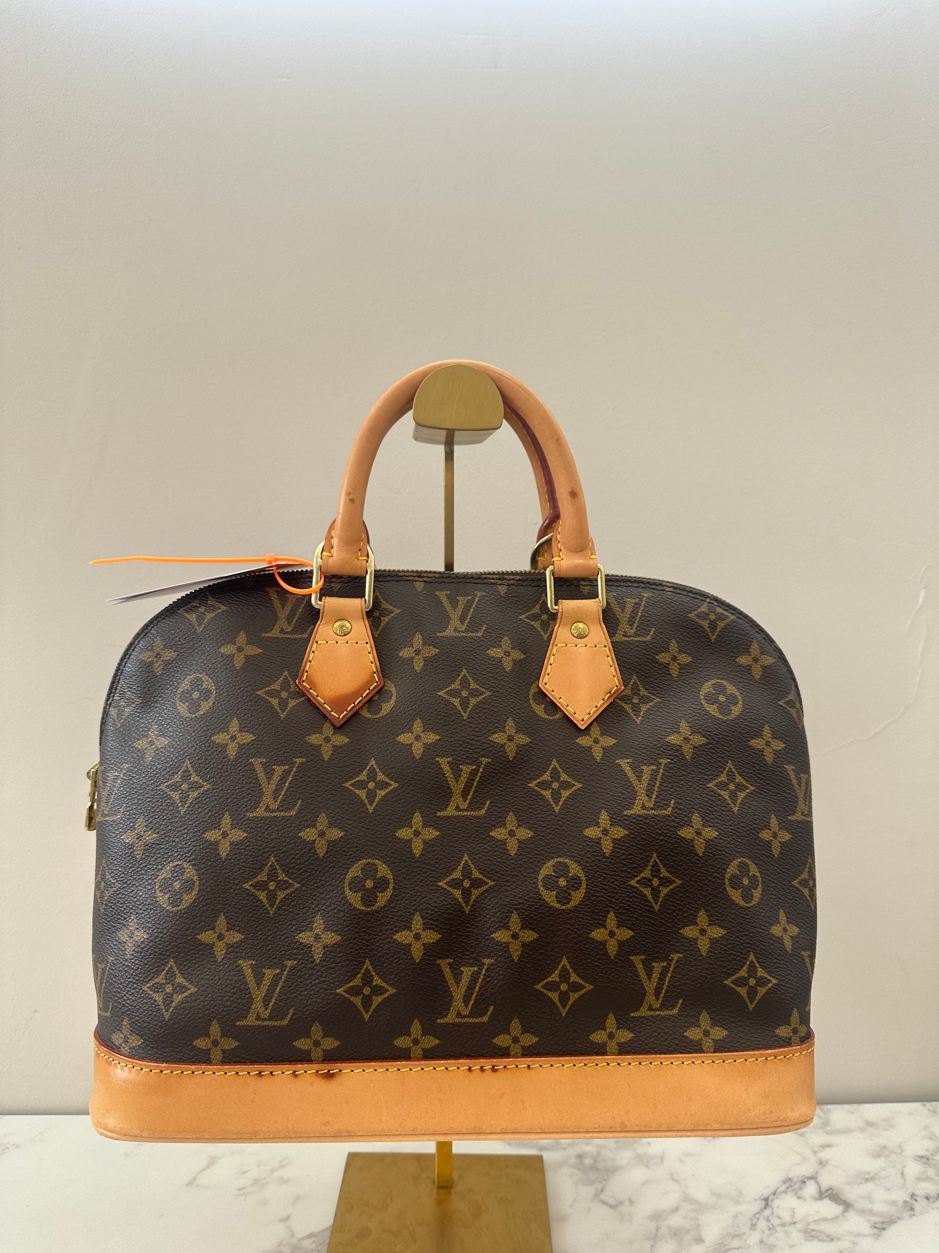 Louis Vuitton Alma