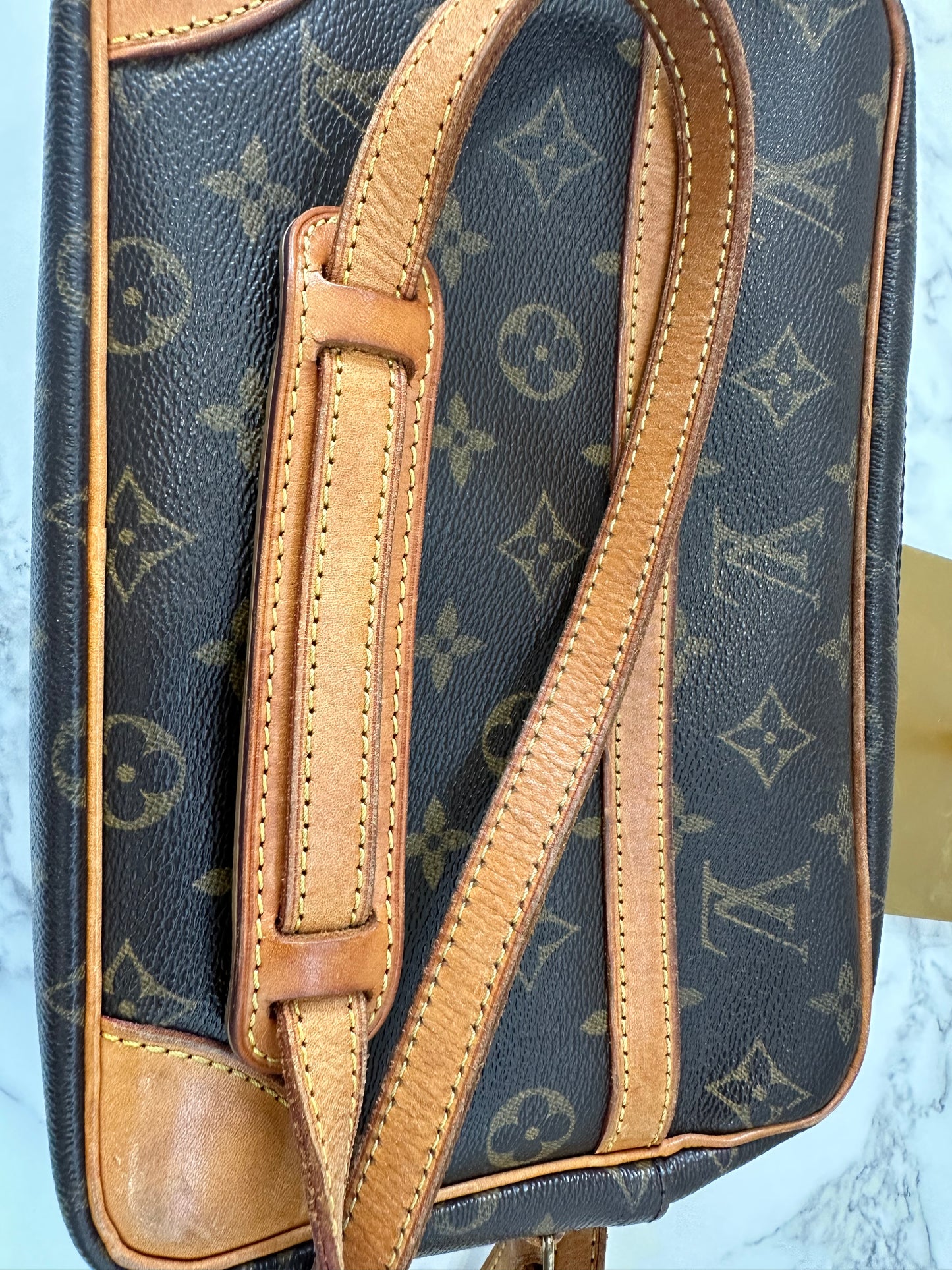 Louis Vuitton Trocadero 27