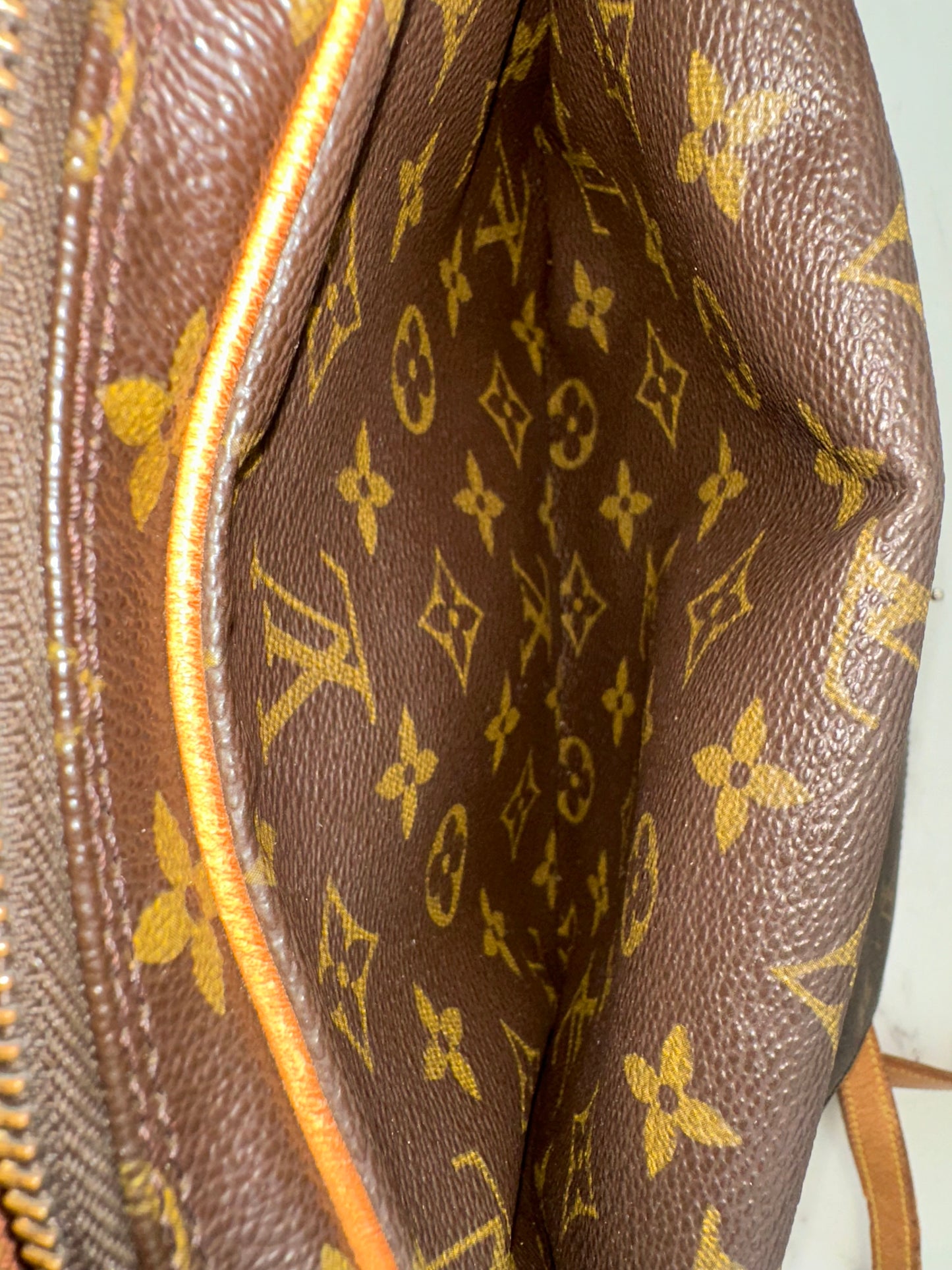 Louis Vuitton Saint German 24