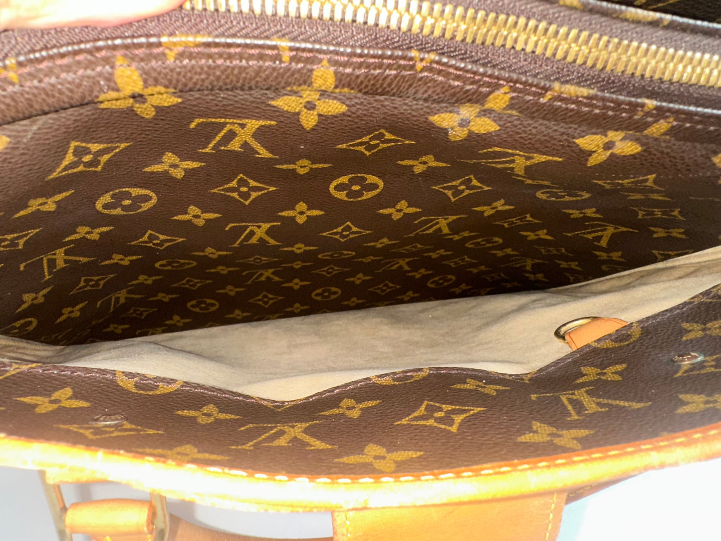 Louis Vuitton Rivoli