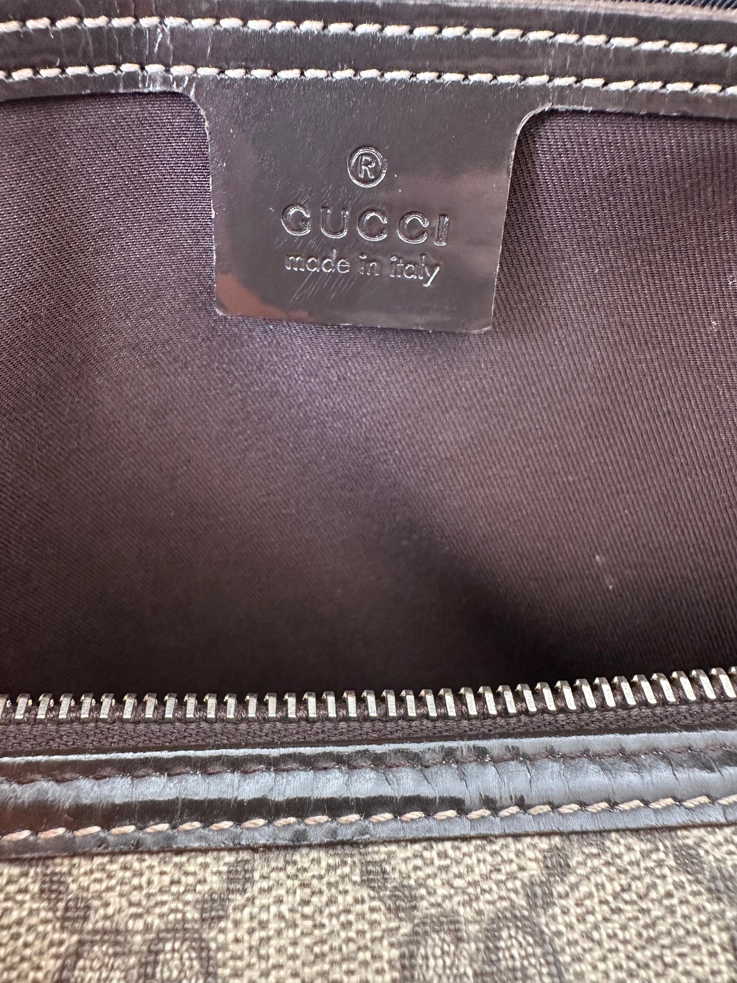 Gucci GG Supreme