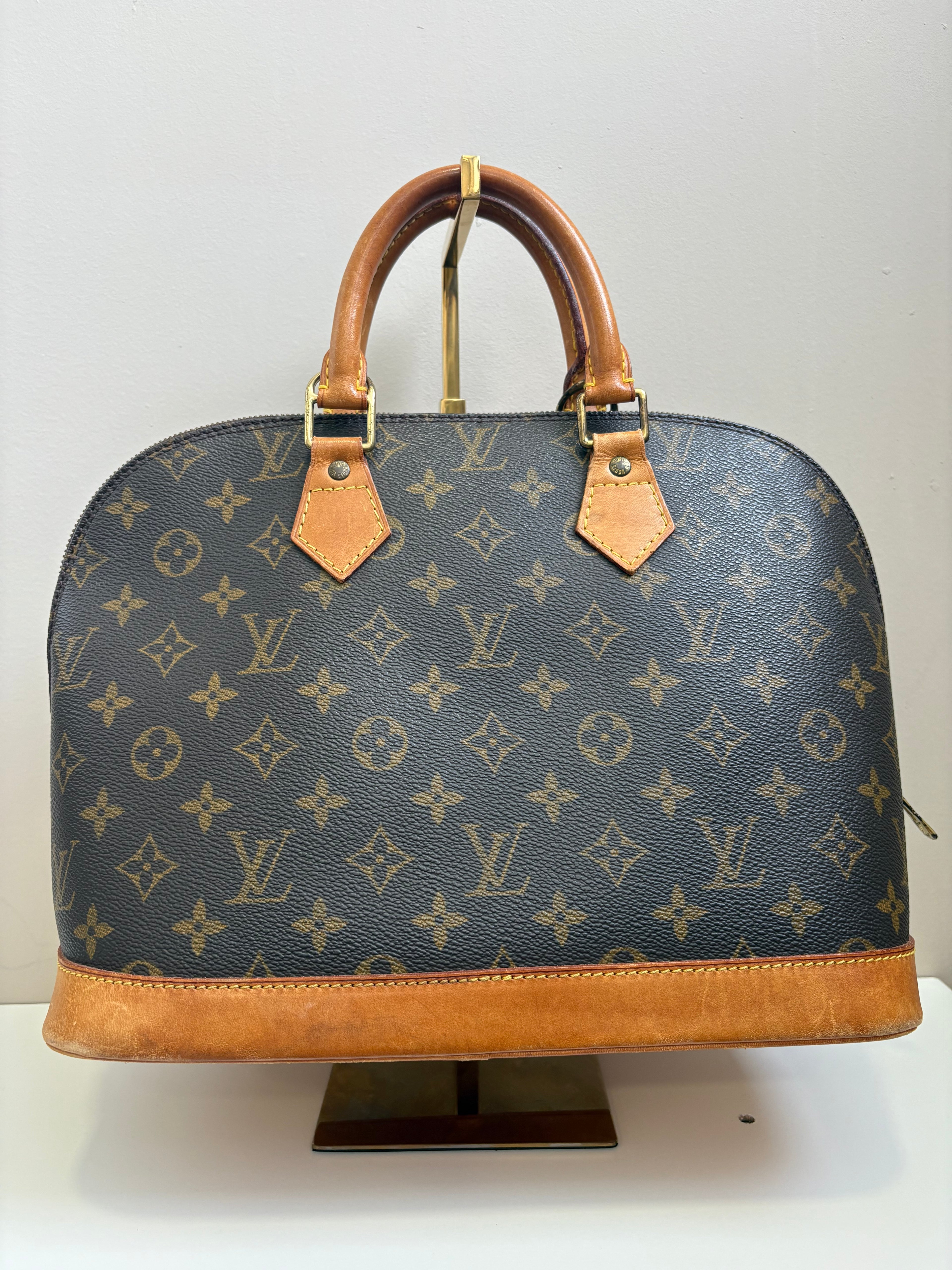 Louis Vuitton Alma