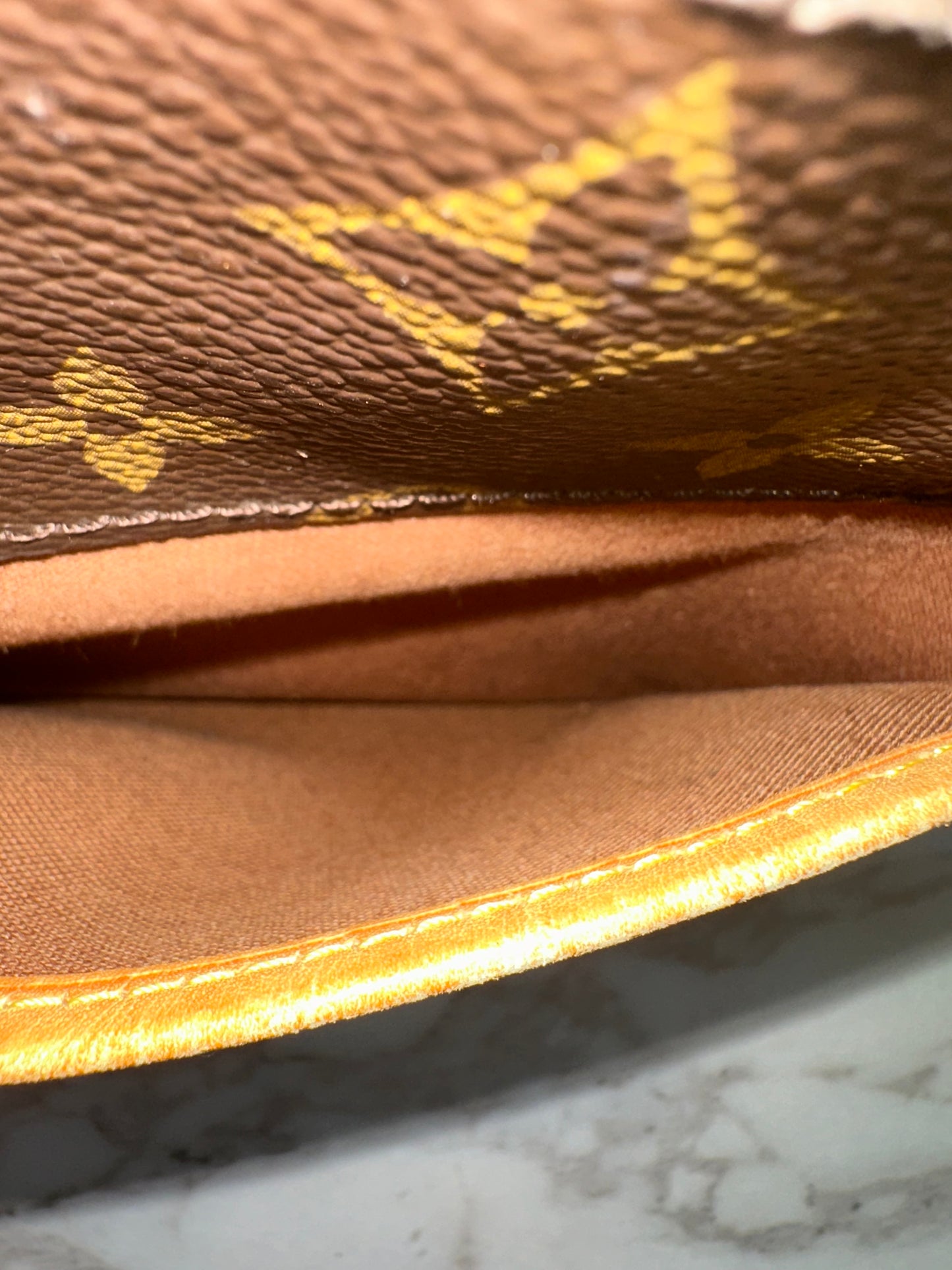 Louis Vuitton Popincourt Long