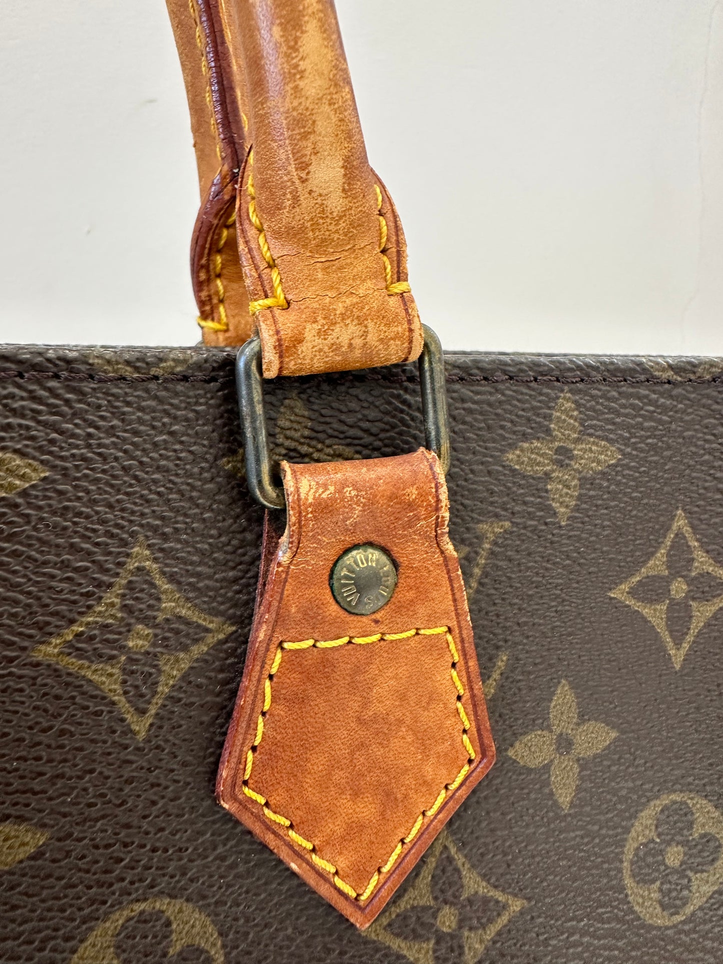 Louis Vuitton Sac Plat
