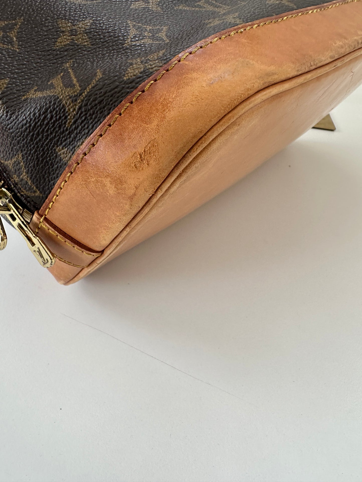 Louis Vuitton Alma