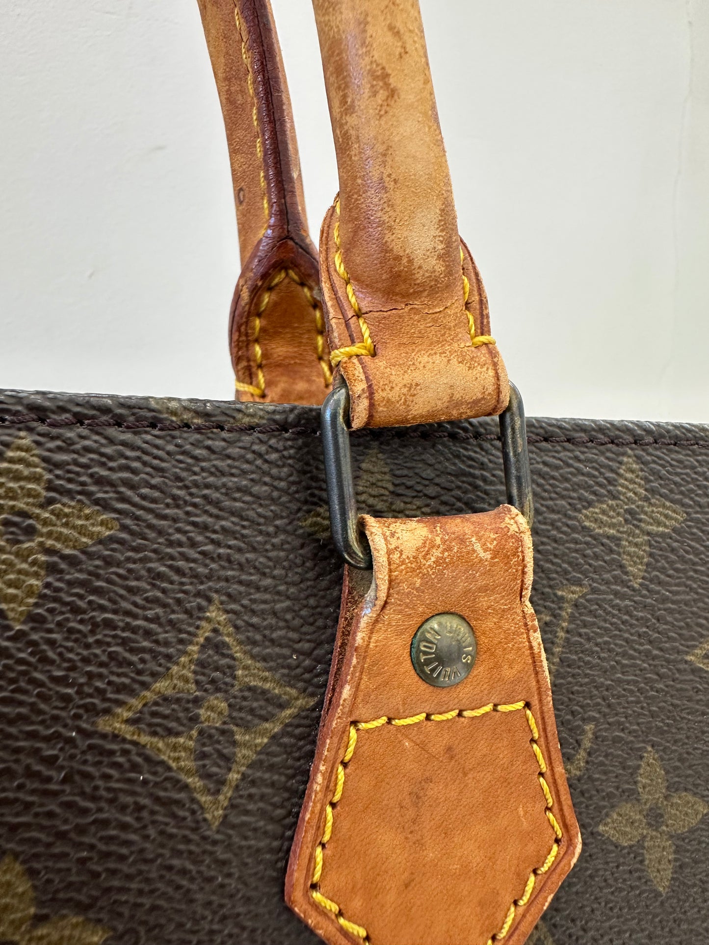 Louis Vuitton Sac Plat