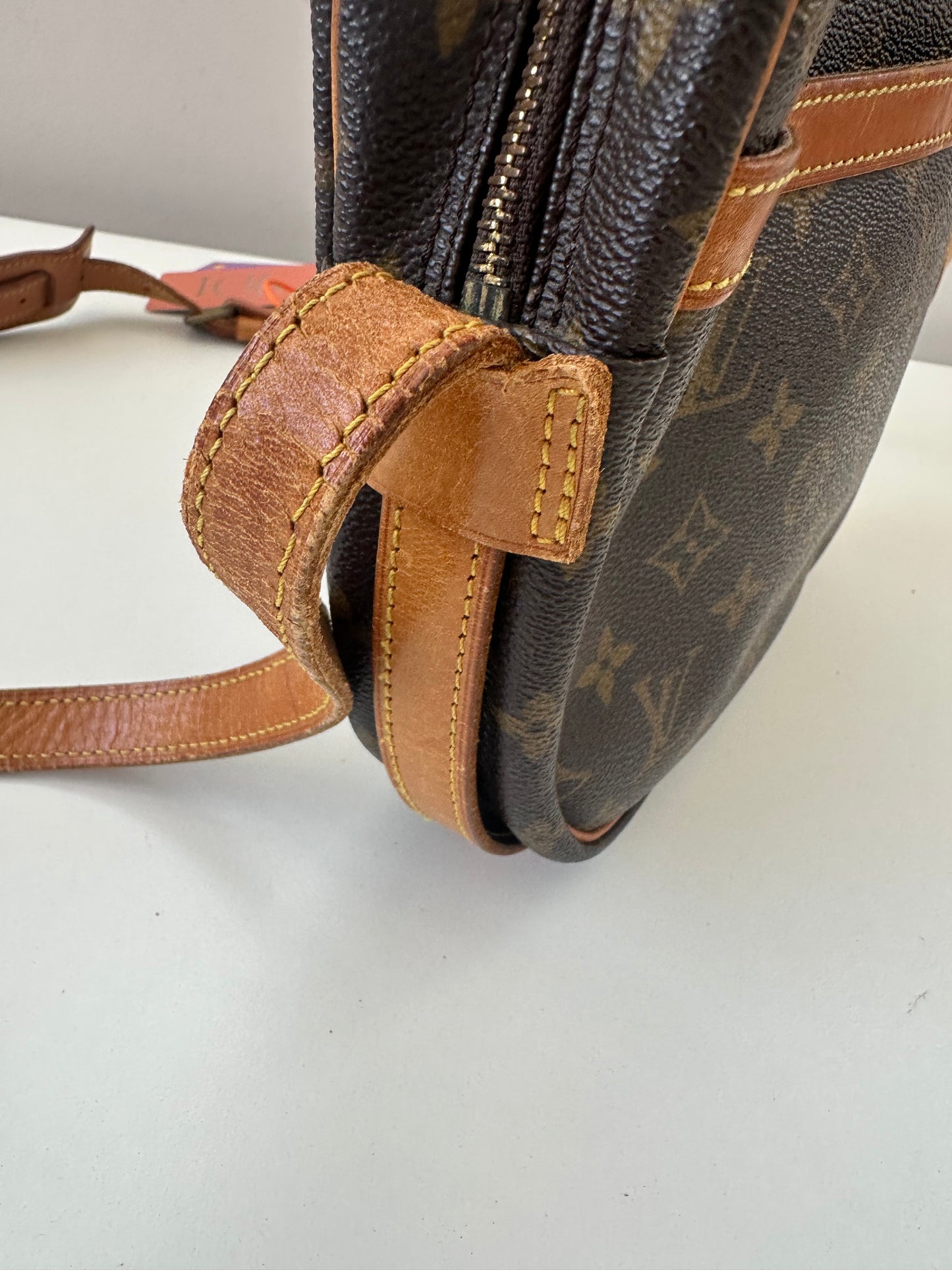 Louis Vuitton Jeune Fille