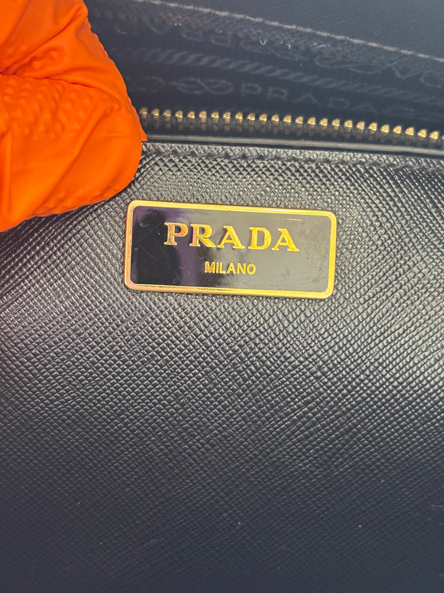 383817 - Prada Galleria GM Black