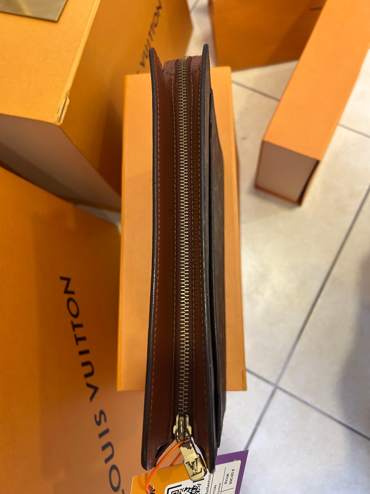 Louis Vuitton Pochette Homme