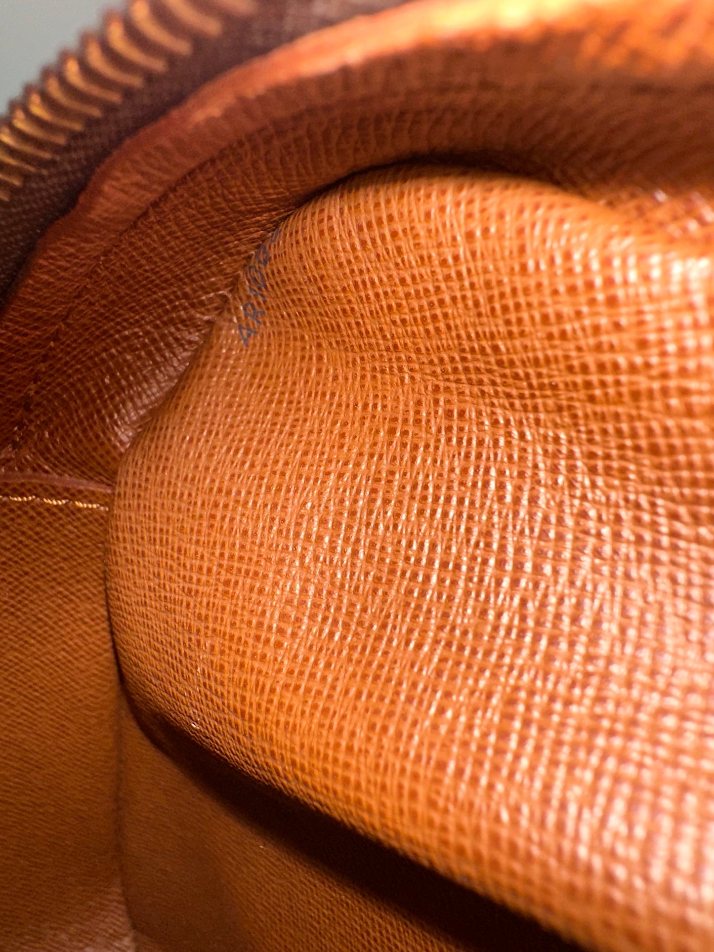 Louis Vuitton Nile