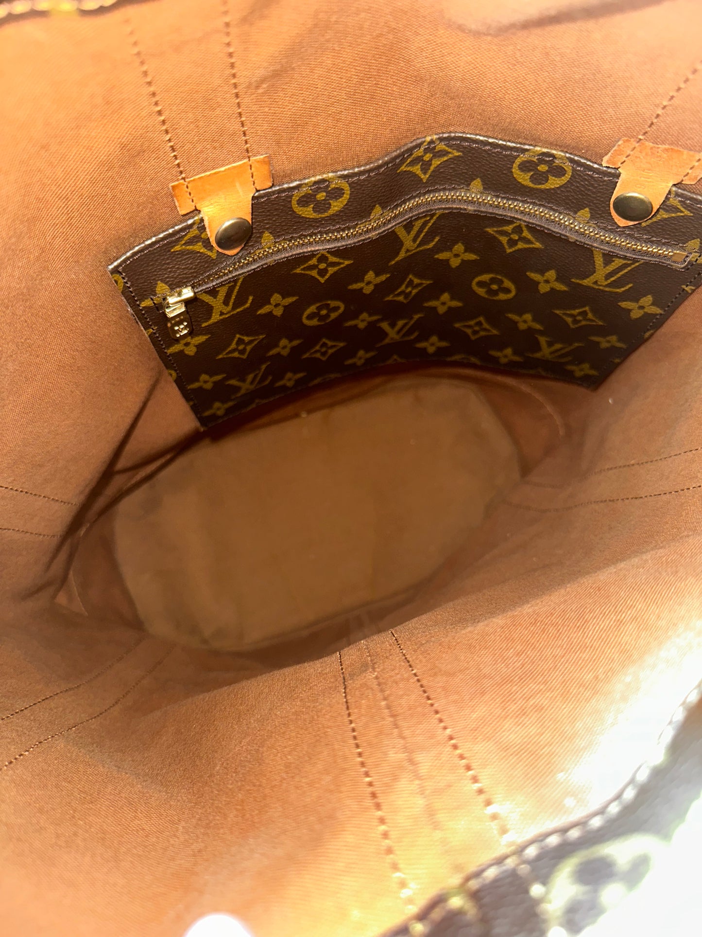 Louis Vuitton Randonnee GM