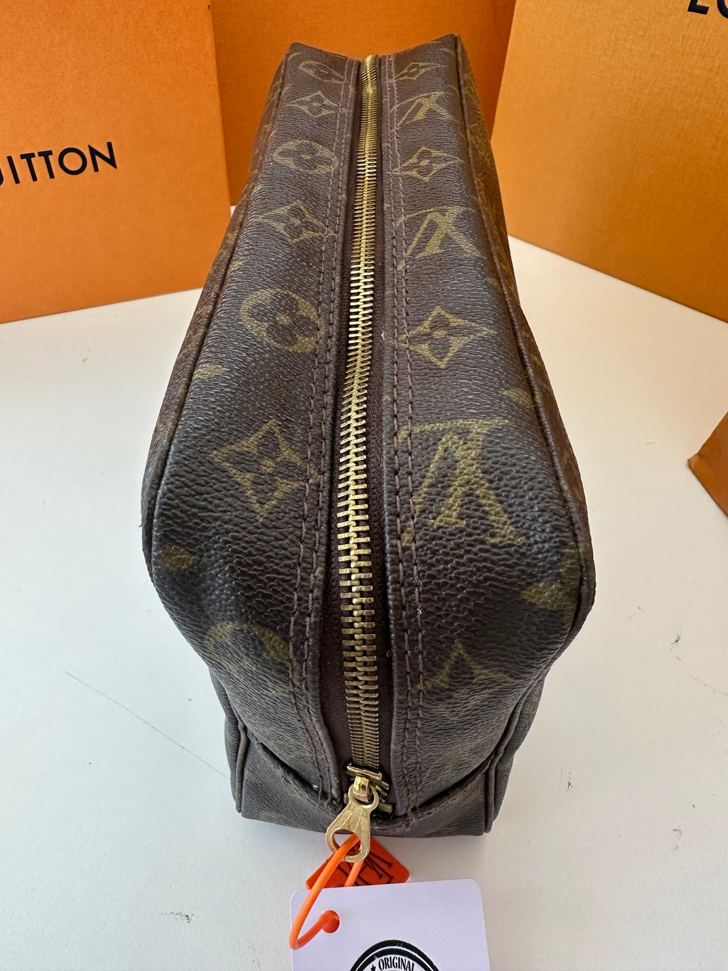 Louis Vuitton Trousse 28