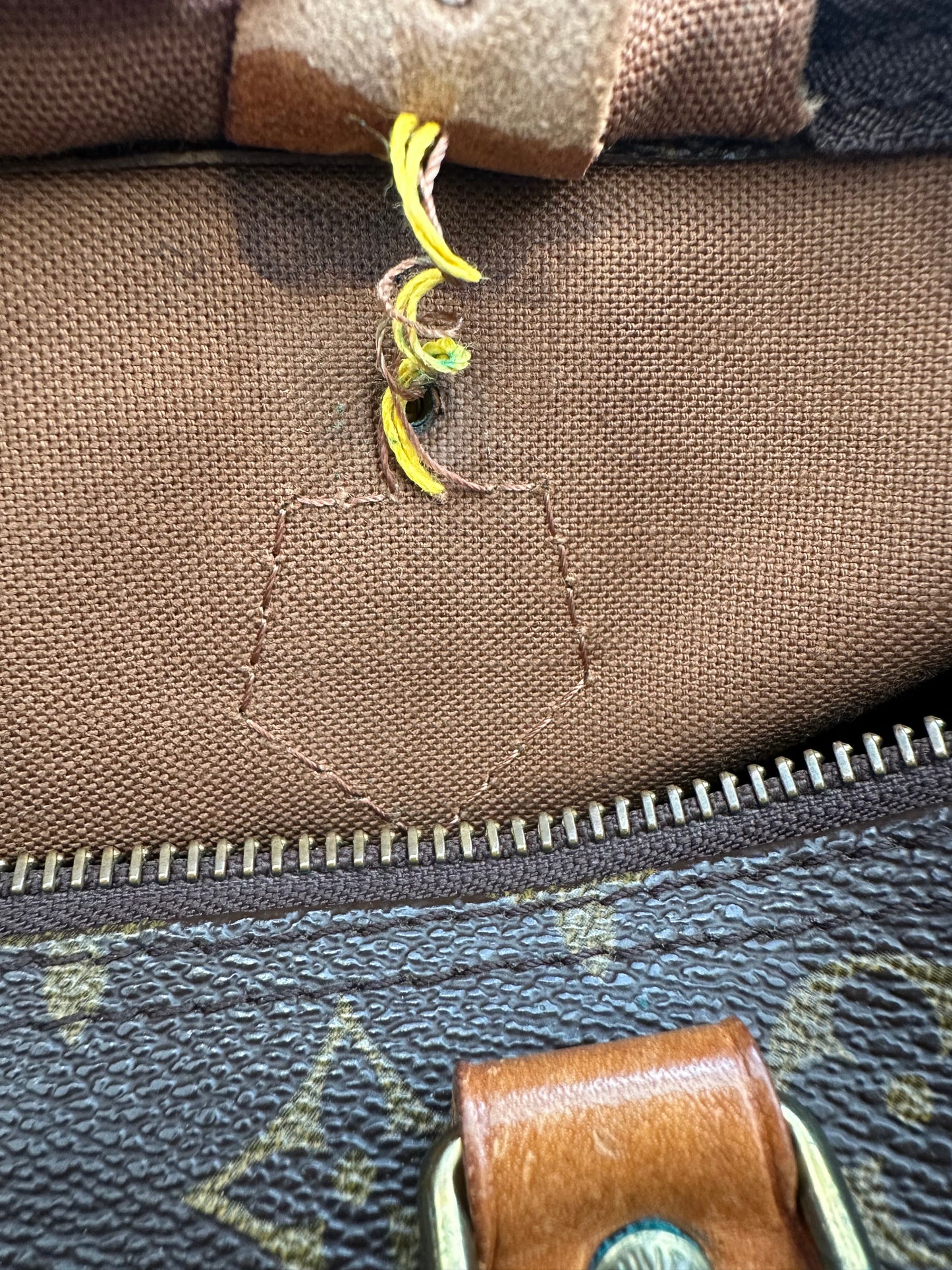 Louis Vuitton Speedy 30