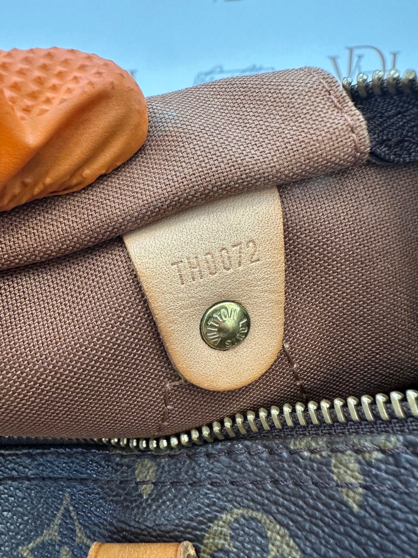 017668 - Louis Vuitton Speedy 30