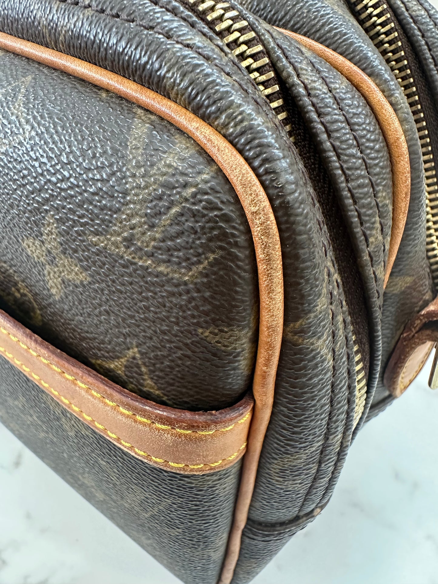 Louis Vuitton Reporter PM