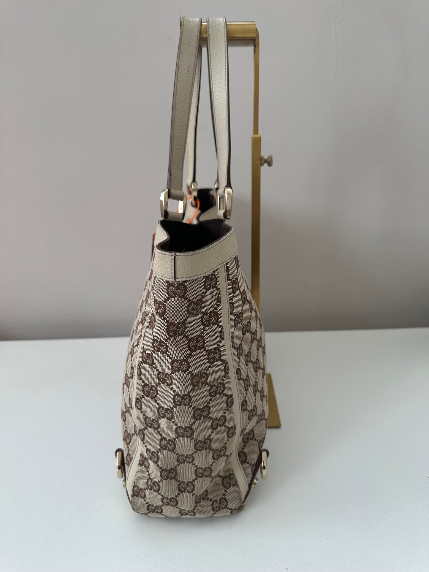 Gucci Abbey GG