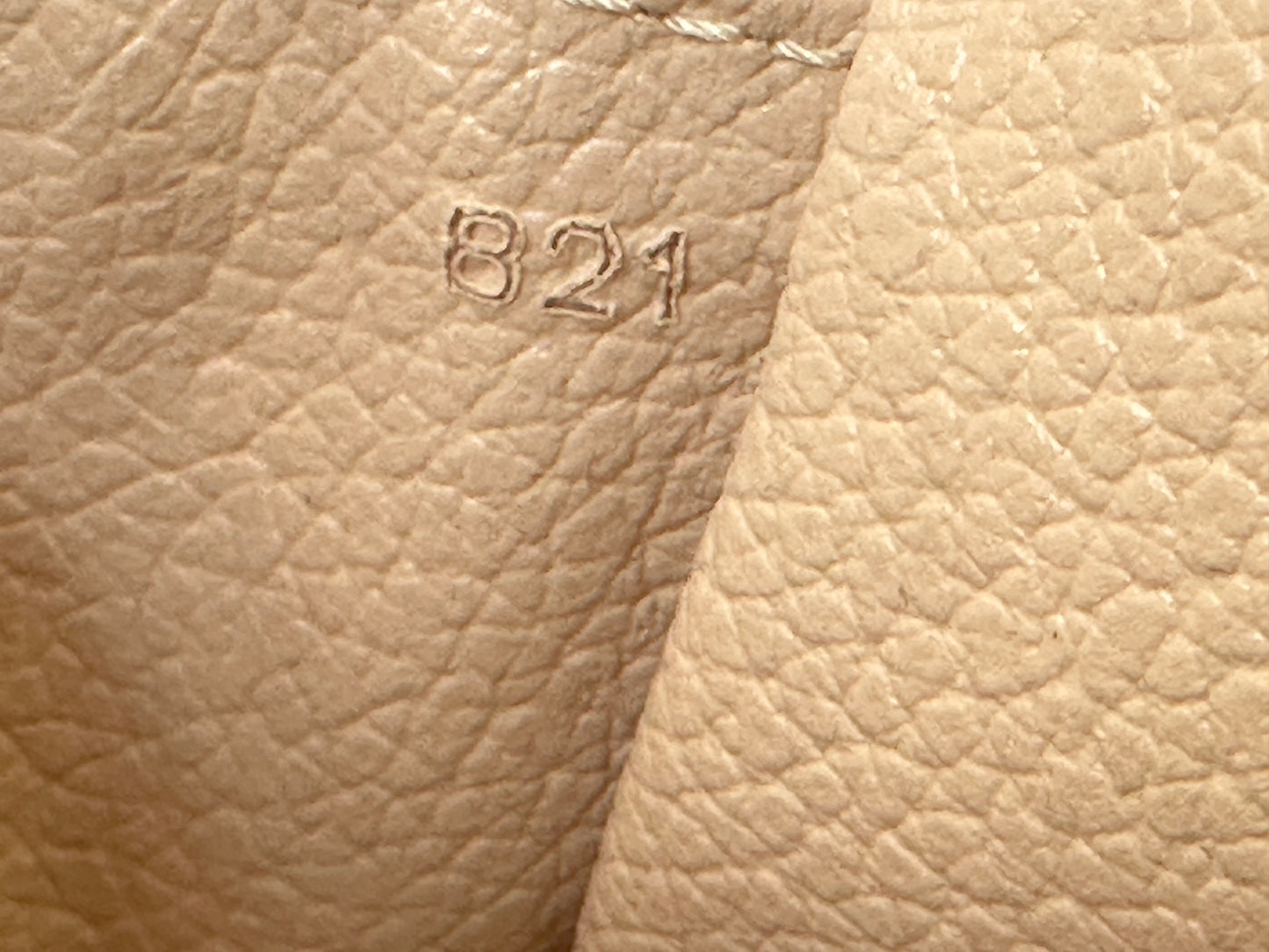 Louis Vuitton Toilette 23