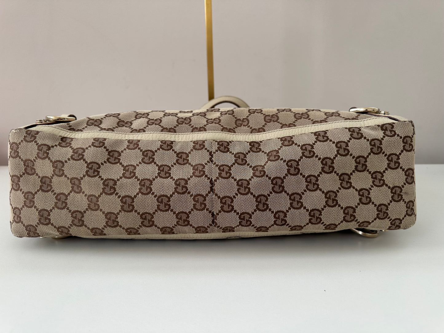 Gucci Abbey GG