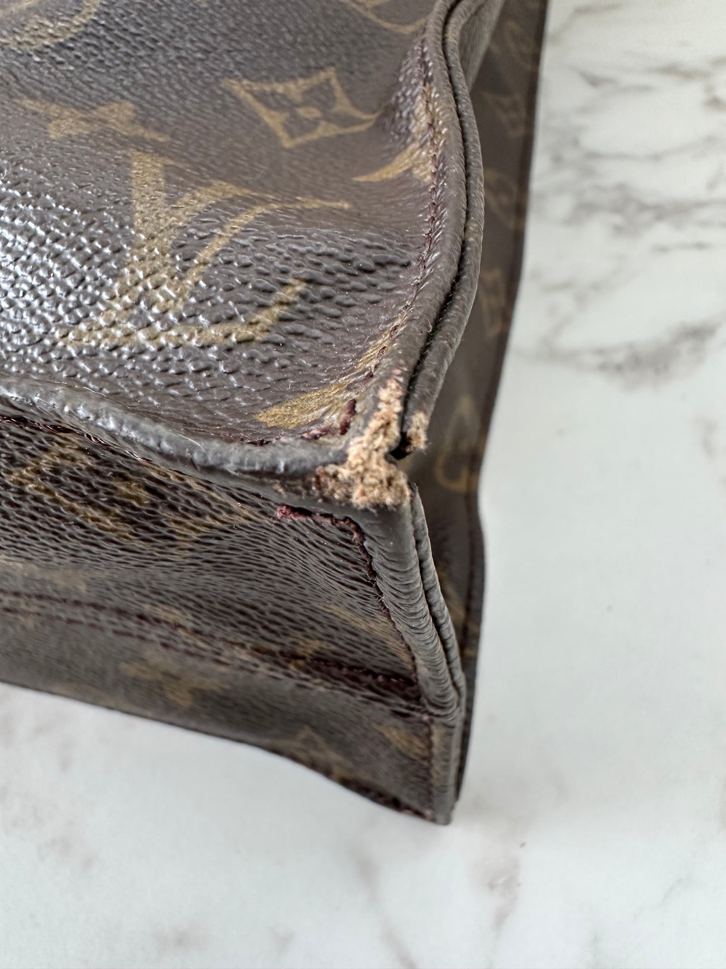 Louis Vuitton Sac Plat