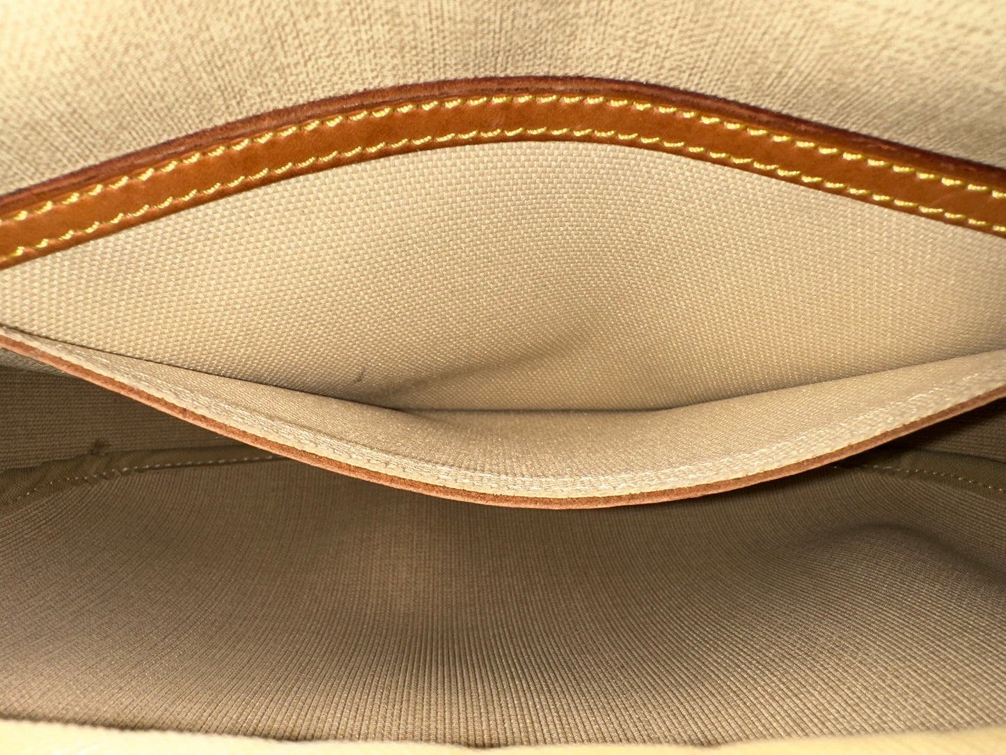 Louis Vuitton Reporter PM