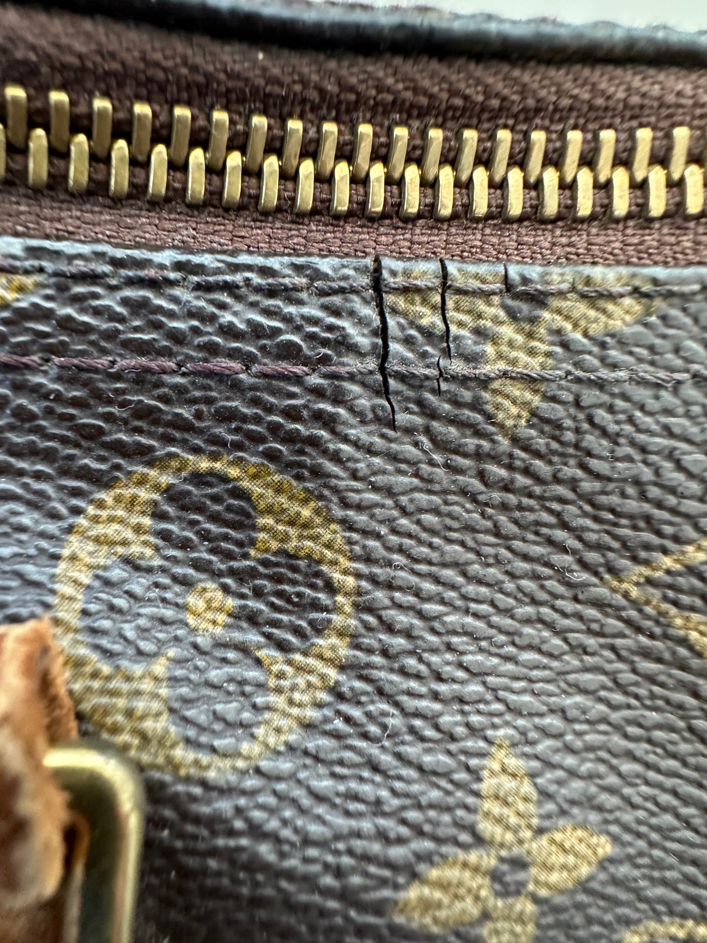 Louis Vuitton Speedy 30